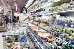 Hoạt động thương mại, dịch vụ tiếp tục xu hướng tăng