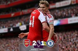 Derby London: Arsenal ngược dòng hạ Chelsea để duy trì mạch toàn thắng tại Premier League