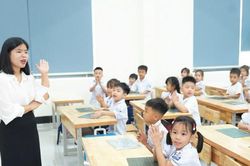 Thầy cô tập trung hơn cho chuyên môn, học sinh tăng hoạt động trải nghiệm