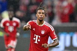 Bayern mở cửa cho Olise ra đi