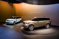 Jaguar Land Rover tái cấu trúc, cắt giảm 10% nhân sự