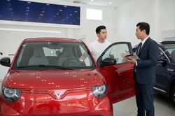 Xu hướng chọn ôtô điện của gia đình trẻ Việt đang thay đổi ra sao?