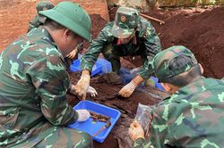 Đội K76 (Bộ CHQS TP Đồng Nai) tìm kiếm, quy tập thêm 4 hài cốt liệt sĩ