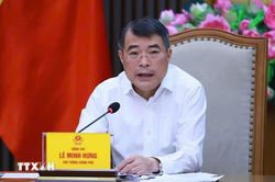 Thủ tướng Lê Minh Hưng: Bảo đảm nguồn cung thuốc, thiết bị y tế đầy đủ với giá thành hợp lý