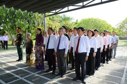 Lãnh đạo thành phố Đà Nẵng dâng hương tưởng niệm 15 năm ngày mất đồng chí Võ Chí Công