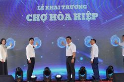 Phường Hải Vân khai trương chợ Hoà Hiệp