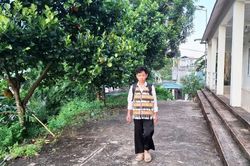 Từ đỉnh Hin Phăng, cậu học trò Mông mang ước mơ xuống núi
