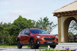 Giá xe Subaru Crosstrek có 'đáy' mới, khách mua được giảm 329 triệu đồng