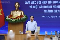 Phó Thủ tướng Thường trực Phạm Gia Túc: Nội địa hóa ngành điện tử, bán dẫn phải gắn với năng lực thực tế