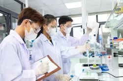 11 nhóm vị trí công chức, viên chức KH&CN tại địa phương phải định kỳ chuyển đổi