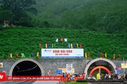 Cấm xe chở hàng nguy hiểm qua hầm từ 100m trở lên