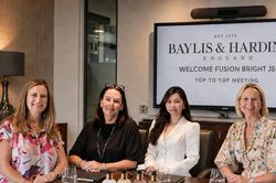 Baylis & Harding và chiến lược chọn 'sân' của thương hiệu quà tặng từ nước Anh