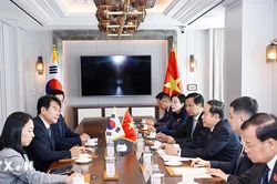Chủ tịch Quốc hội tiếp Chủ tịch Nhóm Nghị sỹ Hữu nghị Hàn Quốc-Việt Nam