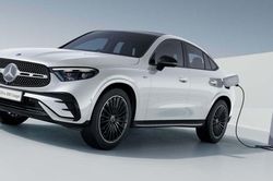 Mercedes GLC 350e bản mới đắt hơn 110 triệu đồng