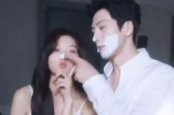 Tôn Thiên và Tỉnh Bách Nhiên gây sốt với loạt ảnh hậu trường ngọt ngào