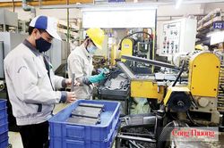 Xây dựng các cực tăng trưởng công nghiệp quy mô vùng
