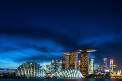Singapore ban hành tiêu chuẩn làm mát bằng chất lỏng cho trung tâm dữ liệu AI