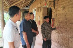 Những người dẫn đường dưới chân núi Khoang La San