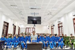Xét xử 42 bị cáo là nguyên lãnh đạo, cán bộ giám định pháp y tâm thần