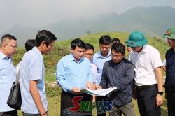 Đồng chí Đặng Ngọc Hậu, Phó Chủ tịch UBND tỉnh làm việc tại xã Suối Tọ