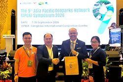 Đoàn đại biểu Công viên địa chất toàn cầu UNESCO Cao nguyên đá Đồng Văn tham dự Hội nghị APGN lần thứ 9