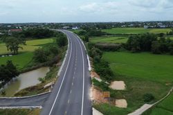 Hoàn thành thêm hơn 70km đường Hồ Chí Minh trong năm nay