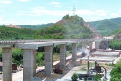 Cao tốc đoạn Cam Lộ - La Sơn: Yêu cầu hoàn thành các hạng mục dưới nước trước mùa mưa lũ