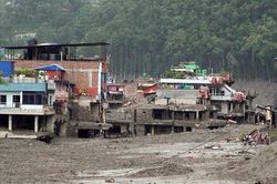 Nepal yêu cầu bồi thường 20 triệu USD sau lũ quét tàn khốc: Hồi chuông cảnh tỉnh về công bằng khí hậu