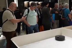 Robot Trung Quốc gây chú ý tại IFA Berlin 2026