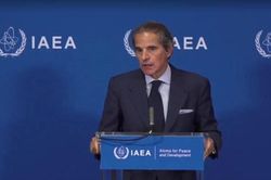 Iran cảnh báo đáp trả nghị quyết mới của IAEA