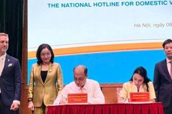 Tổng đài quốc gia 117: Điểm tựa an toàn cho người bị bạo lực gia đình