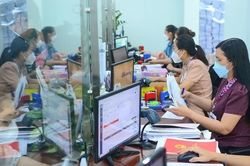 Đột phá thể chế, chính sách để thu hút người tài vào khu vực công