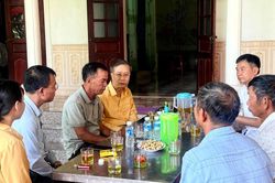 Mặt trận tỉnh Nghệ An thăm hỏi, động viên gia đình gặp nạn ở Đồng Nai