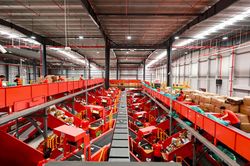 Hàng hóa nhập khẩu dưới 100.000 đồng có thể vẫn phải đóng thuế