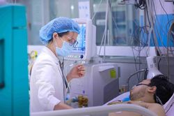 Sốt xuất huyết Dengue bùng phát, nhiều ca tử vong là người có bệnh nền