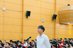 Thủ khoa bác sĩ nội trú chọn Sản phụ khoa, nhiều chuyên ngành nhanh chóng hết chỉ tiêu
