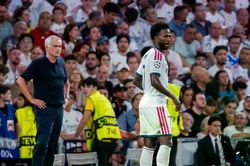 Real Madrid hạ Inter Milan bằng 'đặc sản' Mourinho