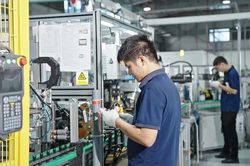 Hưng Yên tăng cường đào tạo nguồn nhân lực cho những ngành công nghiệp mũi nhọn