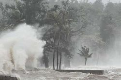 Chủ động ứng phó nguy cơ bão số 6, sẵn sàng sơ tán người dân khỏi khu vực nguy hiểm