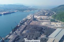 Tin mới nhất vụ nước đen từ bãi than tràn ra biển Nghi Sơn