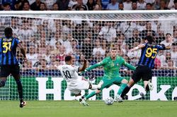 Real Madrid thắng Inter Milan trong ngày tái ngộ của Jose Mourinho