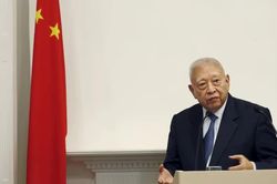 Trưởng Đặc khu Hong Kong (Trung Quốc) đầu tiên thời hậu thuộc địa Anh qua đời