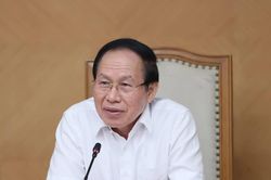 Phó Thủ tướng: Không để học sinh thiếu sách giáo khoa