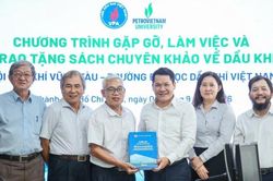 PVU làm việc với Chi hội Dầu khí Vũng Tàu: Kết nối tri thức, truyền lửa cho thế hệ trẻ