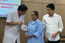 Người phụ nữ vỡ tim được cứu sống, Giám đốc BV Bạch Mai nói 30 năm chỉ gặp 2-3 ca