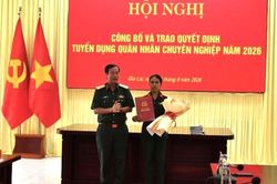 Bộ Quốc phòng tuyển dụng vợ của chiến sĩ hy sinh khi cứu 2 người bị điện giật