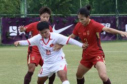 Tuyển nữ Việt Nam thua Trung Quốc 0-3, HLV Hoàng Văn Phúc nói gì?