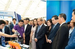 Công nghiệp chế tạo thu 421 tỷ USD, Việt Nam giữ vai trò lớn trong chuỗi cung ứng