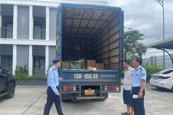 Liên tiếp xử lý các vụ vận chuyển hàng ngàn bánh trung thu và rượu nhập lậu