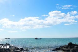 Bãi biển Cửa Tùng - nữ hoàng của những bãi tắm